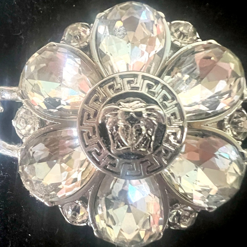 Silver Crystal Flower Versace necklace